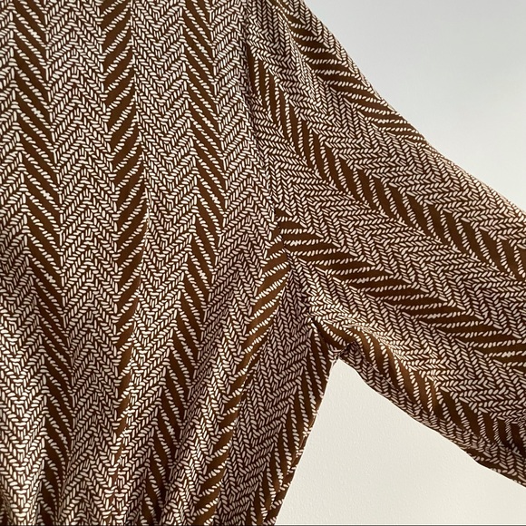 Dress and Vest Set in Fall Tone - Picture 7 of 8